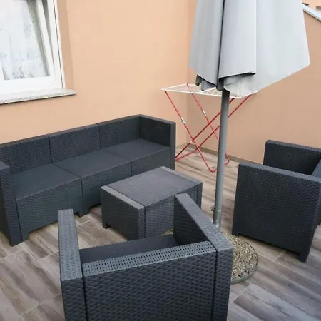 Familienwohnung 3 By Interhome *