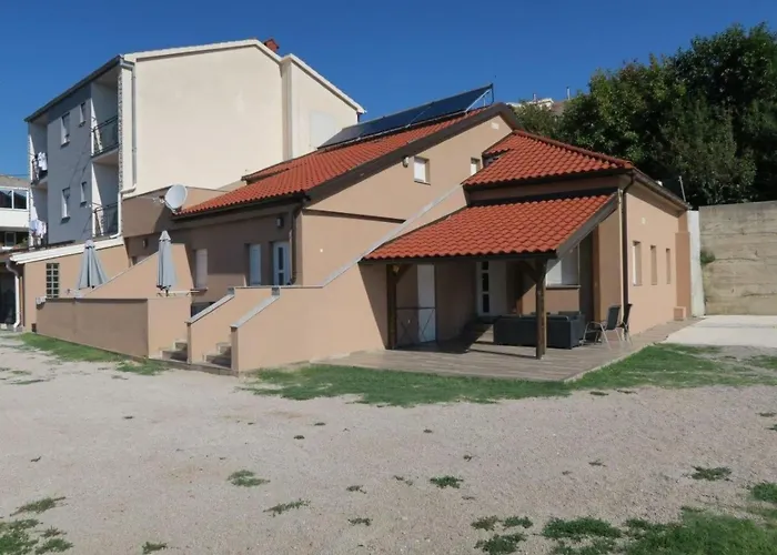 Familienwohnung 3 By Interhome شقة باشْكا
