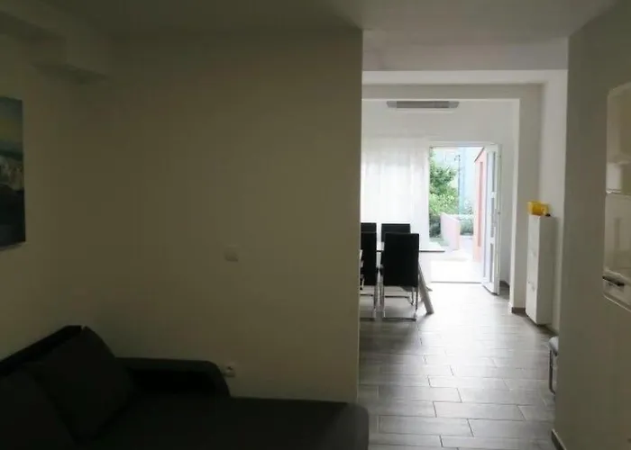 شقة Familienwohnung 3 By Interhome *