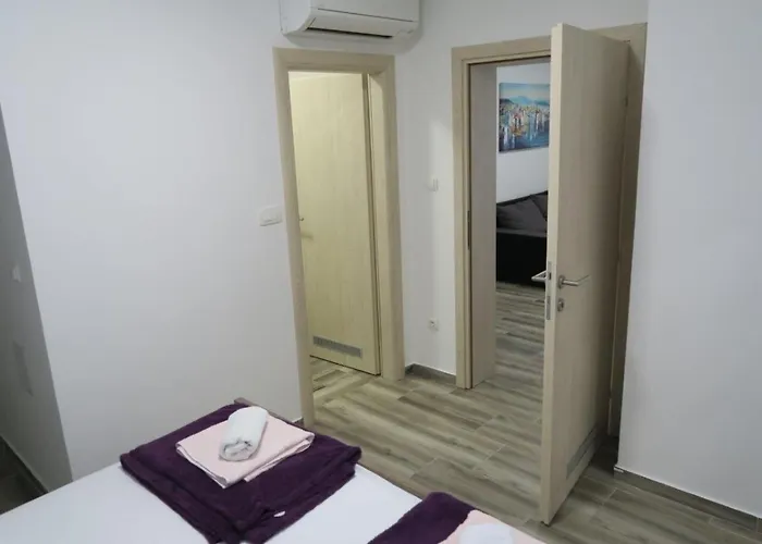 Familienwohnung 3 By Interhome דירה