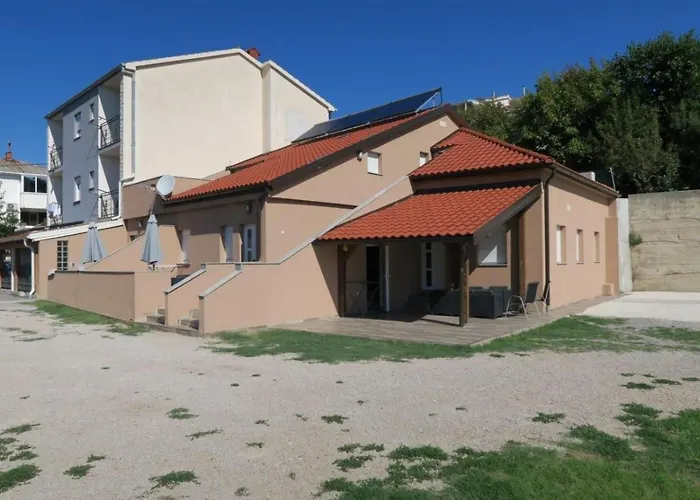 Familienwohnung 3 By Interhome * באסקה