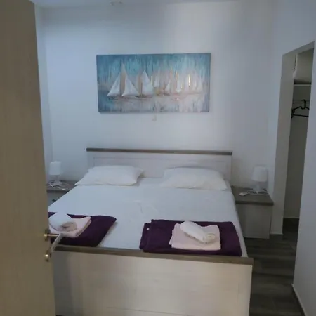 Familienwohnung 3 By Interhome * Baška