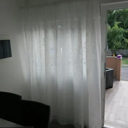 Familienwohnung 3 By Interhome