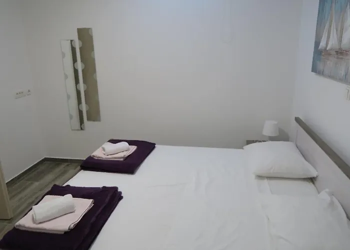 Familienwohnung 3 By Interhome Apartament